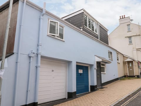 21 Above Town Apartment in Dartmouth