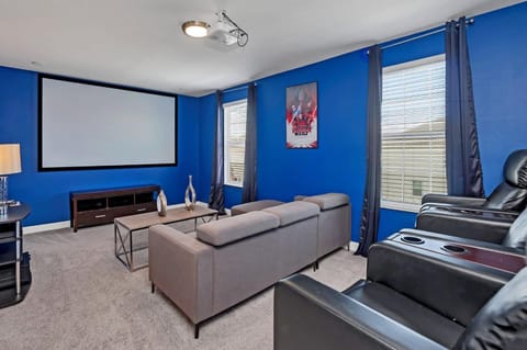 TV and multimedia, Seating area