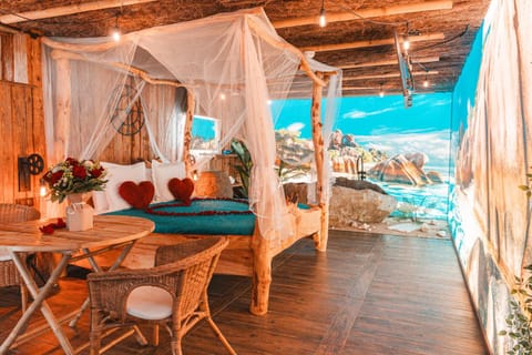 Patio, Day, Bathroom, TV and multimedia, View (from property/room), Balcony/Terrace, Living room, Seating area, Dining area, Bath