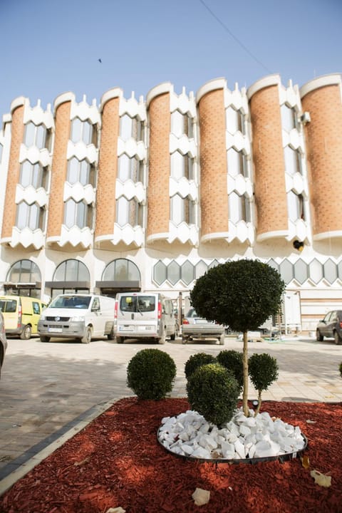 Property building, Parking