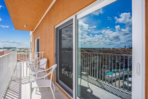 Madeira Bay Resort I 1505 House in Madeira Beach