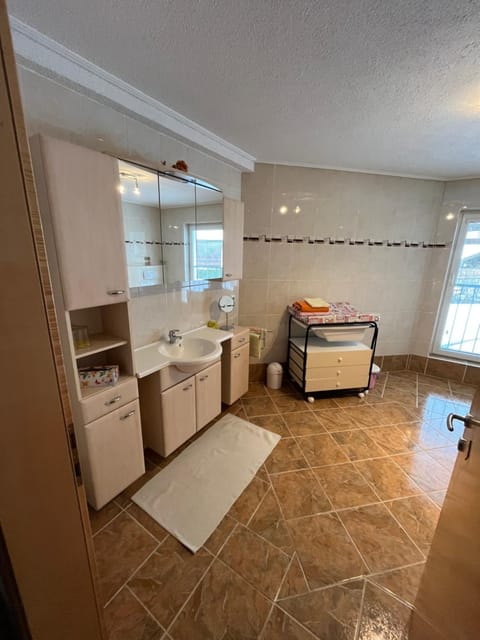 Landhaus Roland Apartment in Tyrol