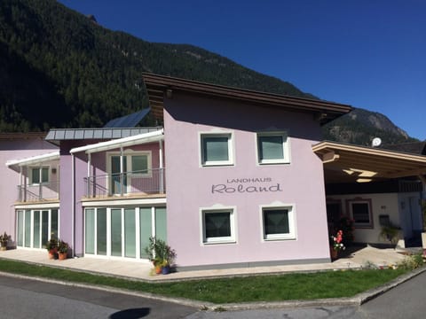 Property building, Facade/entrance, Garden