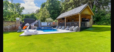 Natural landscape, Garden, Garden view, Pool view, Swimming pool