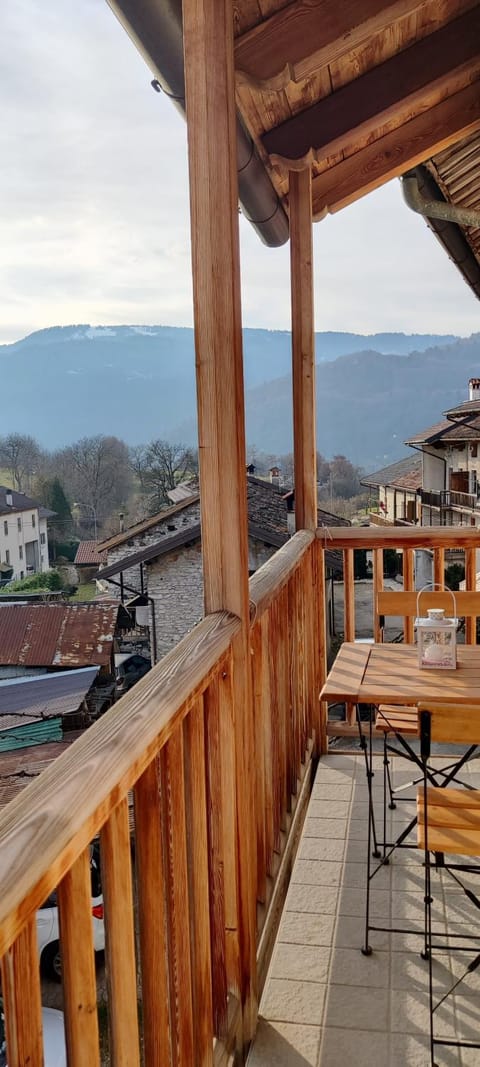 View (from property/room), Balcony/Terrace, Balcony/Terrace, Mountain view