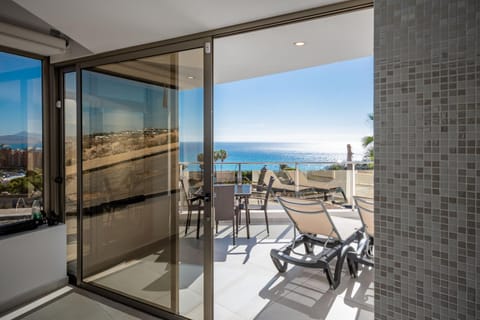 Natural landscape, View (from property/room), Balcony/Terrace, Sea view