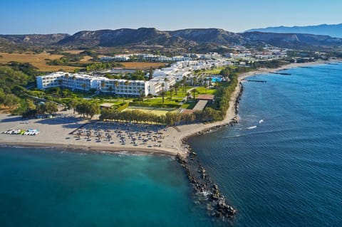 Property building, Bird's eye view, Beach