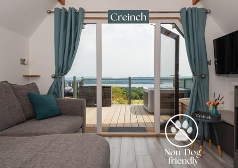 Bonnie Barns - Adults Only Luxury Lodges with hot tubs Nature lodge in Scotland