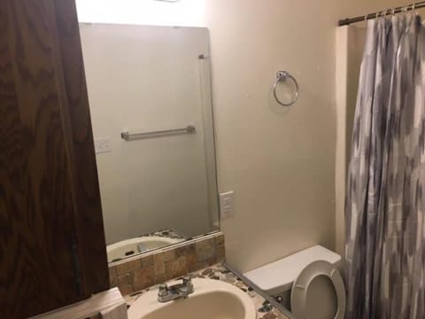 Downstairs One Bedroom Close To Fort Sill! Apartment in Lawton