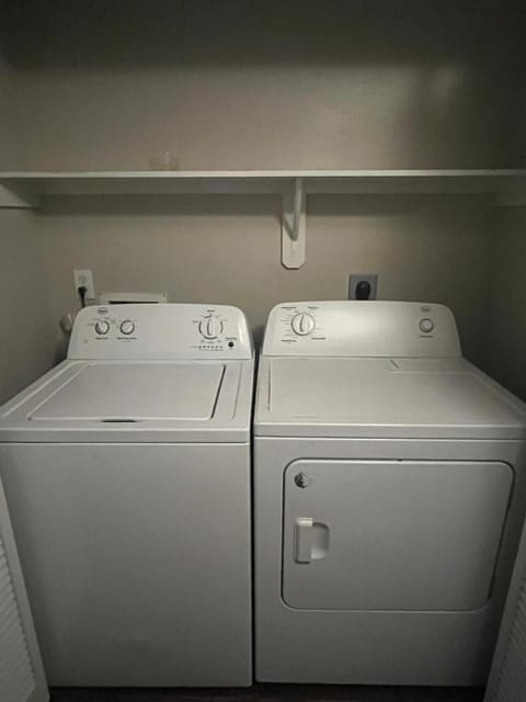 Spacious 3 bed/ 2 bathroom House in Conroe, TX House in The Woodlands