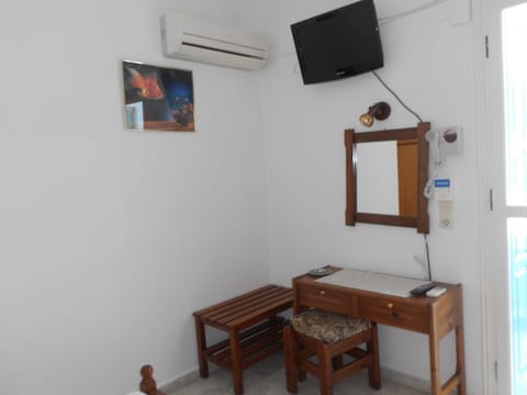 TV and multimedia, hair dresser, air conditioner