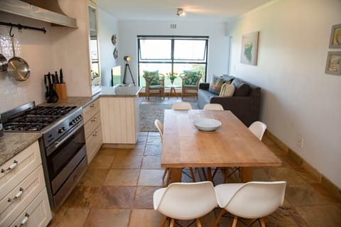 NEW LISTING - 4 Laguna Grove - Life On The Water Apartment in Knysna