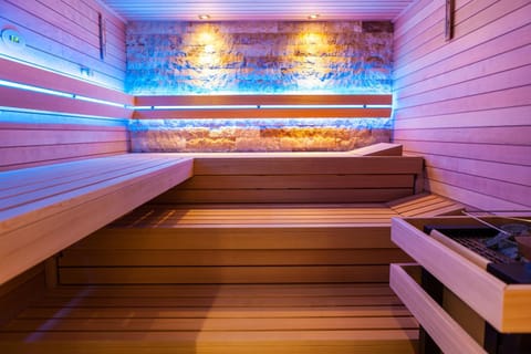 Sauna, Spa and wellness centre/facilities