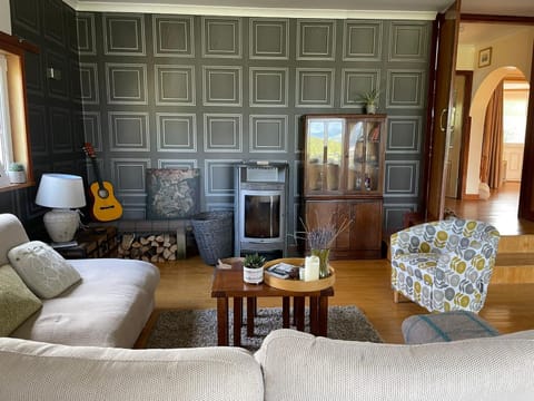 Living room, Seating area, flat iron