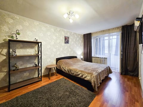 Bed, TV and multimedia, Photo of the whole room, Bedroom, air conditioner