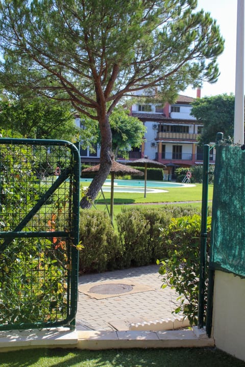 Garden view, Swimming pool