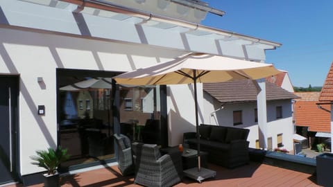 Balcony/Terrace, Dining area