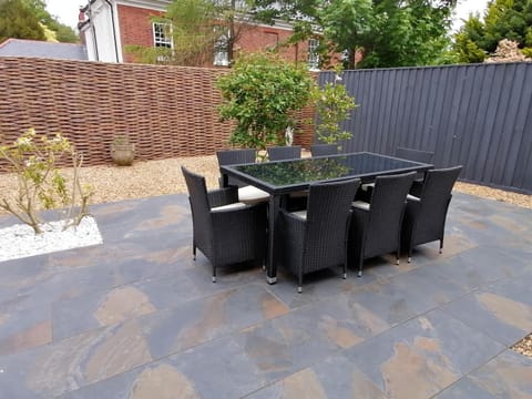 The Croft a lovely town house in the centre of Holt with free PARKING for two cars House in Holt