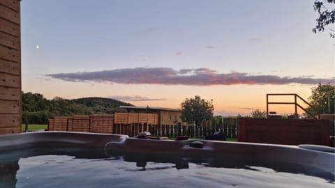 Hot Tub, Spa and wellness centre/facilities, Mountain view, Swimming pool, Sunset