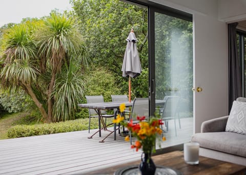 Garden, Garden, Balcony/Terrace, Balcony/Terrace, Living room, Dining area, Garden view, Garden view