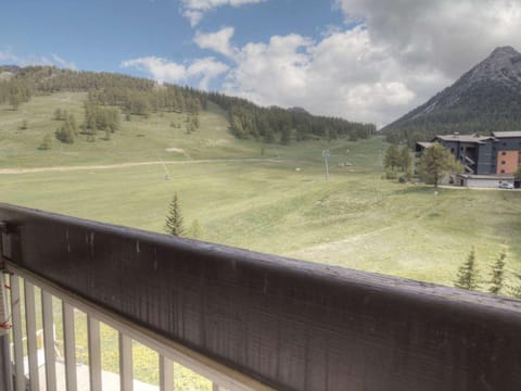 Appartement cosy pour 6 pers à Montgenèvre, 2 balcons, proche Chalmettes ! - FR-1-330D-87 Apartment in Montgenèvre