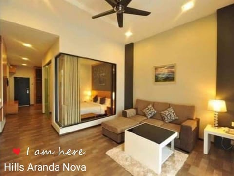 Living room, Photo of the whole room