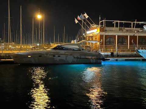Motor Yacht Raffaelli "Bonita" Docked boat in Trieste