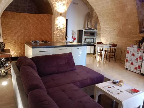 Living room, Seating area, Dining area, dishwasher, oven