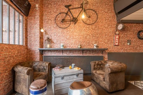 Loft industriel XXL 130m2 - Centre ville - Parking Apartment in Auvergne-Rhône-Alpes