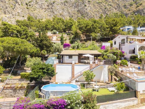 Property building, Day, Natural landscape, Garden, Garden view, Mountain view, Pool view, Swimming pool