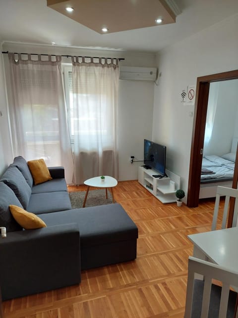 Smiley 2 - Subotica Centar Apartment in Vojvodina
