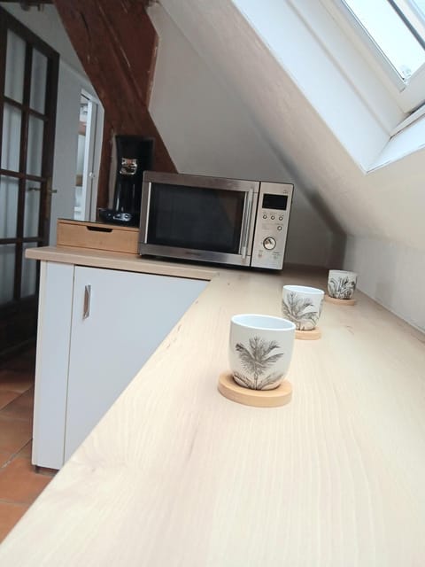 Coffee/tea facilities, minibar