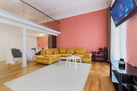 TV and multimedia, Living room