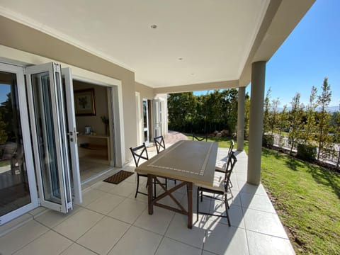 Property building, Patio, Garden