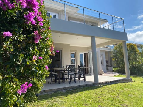 Property building, Patio, Garden