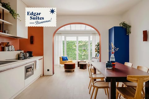 Coffee/tea facilities, Dining area, kitchen