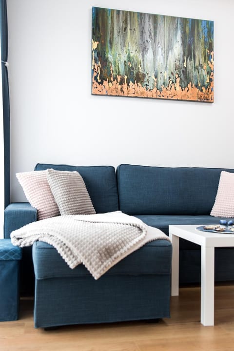 Living room, Decorative detail