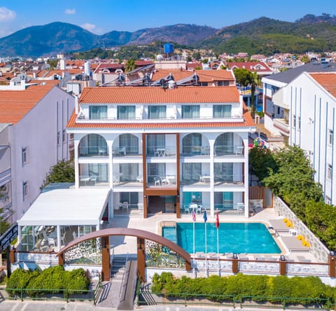 Property building, Swimming pool