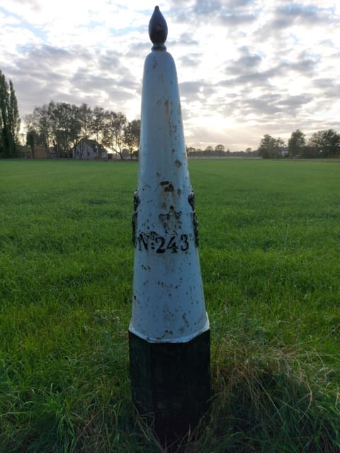 Bij grenspaal 243 Chalet in North Brabant (province)