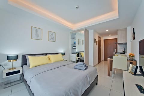 Living room, Bedroom