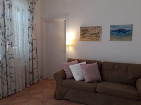 Bouganville A apartament B&B Apartment in Civitanova Marche
