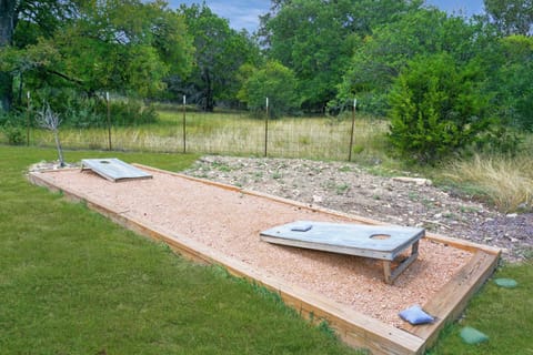 Arbor House of Dripping Springs - Nautical House House in Rio Grande