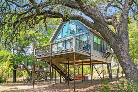 Arbor House of Dripping Springs - Nautical House House in Rio Grande