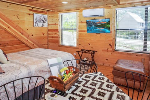 Arbor House of Dripping Springs - Safari House House in Rio Grande