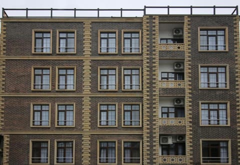 Property building, Facade/entrance, On site
