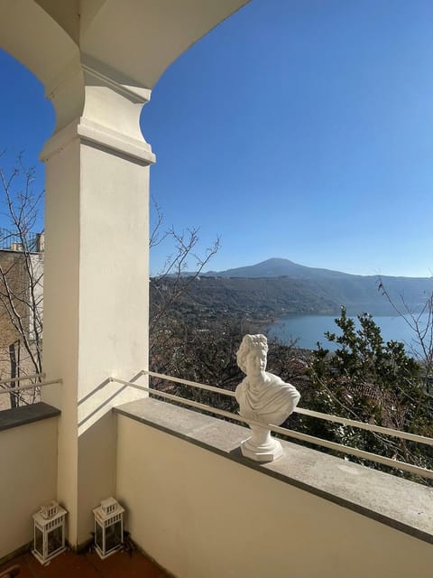 Summer, Balcony/Terrace, Lake view