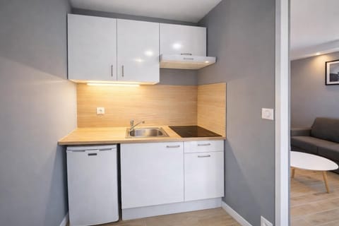 Le Genev Altitude - Studio Lumineux - Vue Montagne Apartment in Canton of Geneva