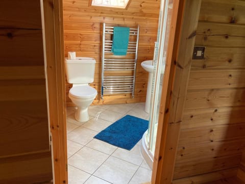 Riverside log cabin Cabin in Leitrim, Co. Leitrim, Ireland