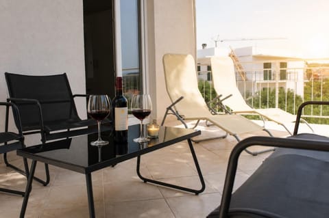 Balcony/Terrace, Seating area