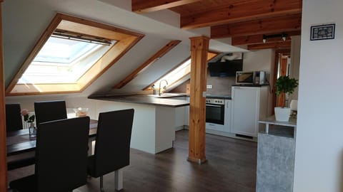 Kitchen or kitchenette, Living room, Seating area